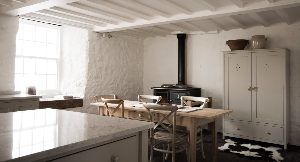 Contact deVOL - Visit Kitchen Showrooms in Loughborough, Leicestershire