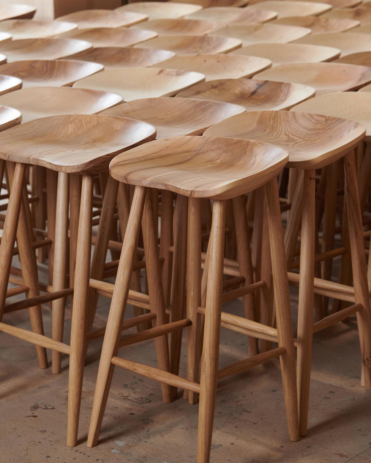 Devol 2025 bar stools