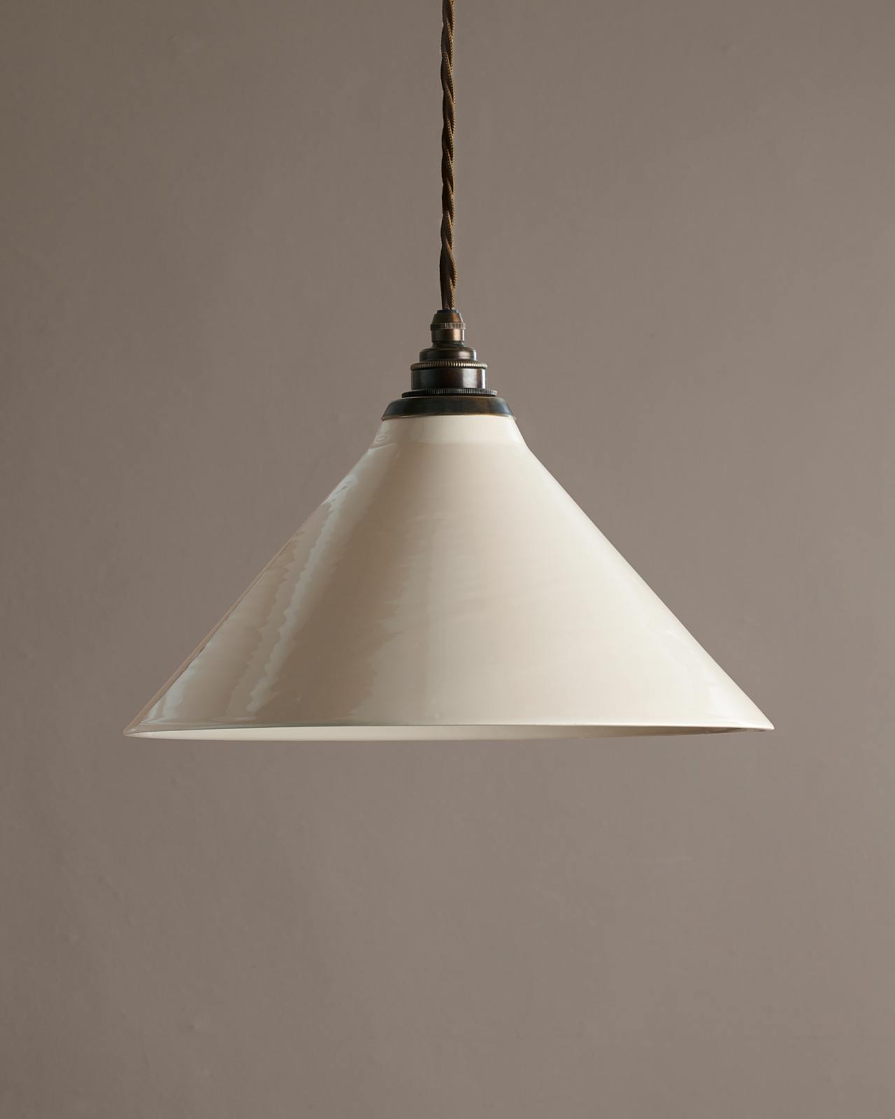 pendant white light