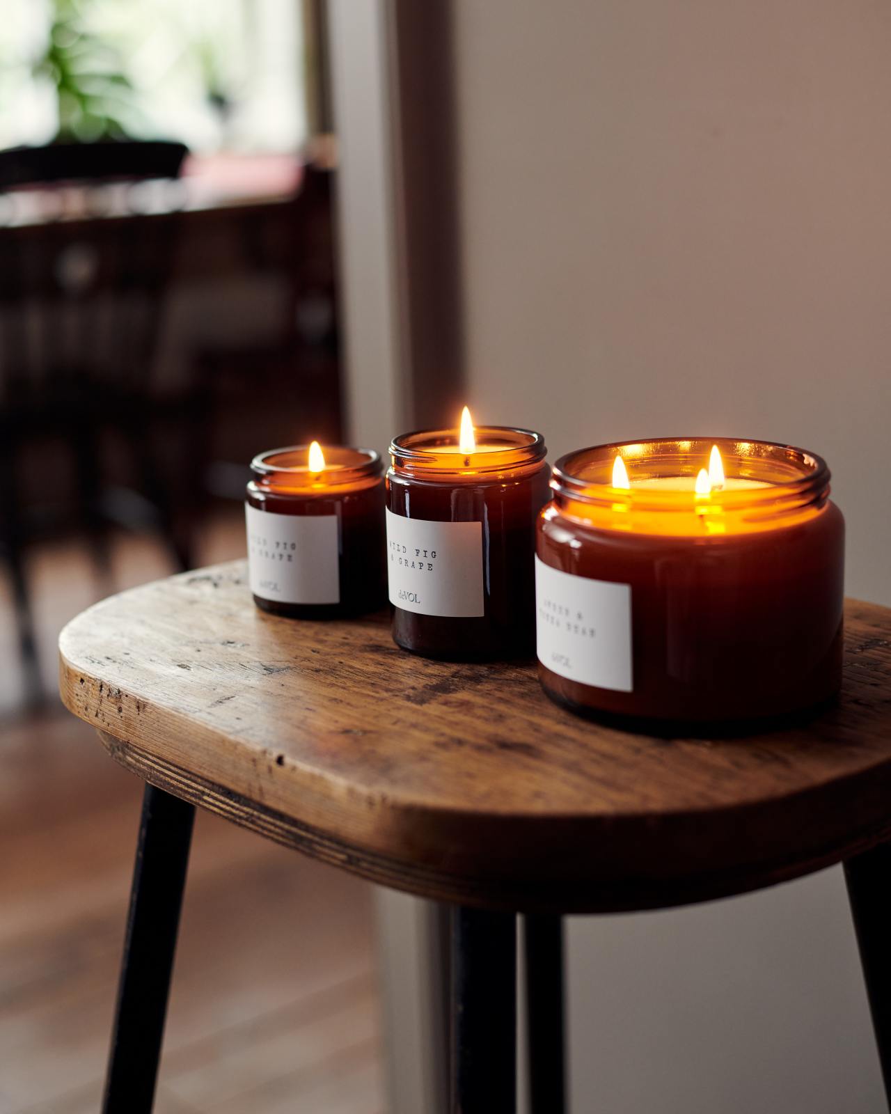 Big scented shop candles